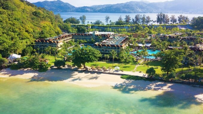 Phuket-Marriott-Resort-Spa-Merlin-Beach