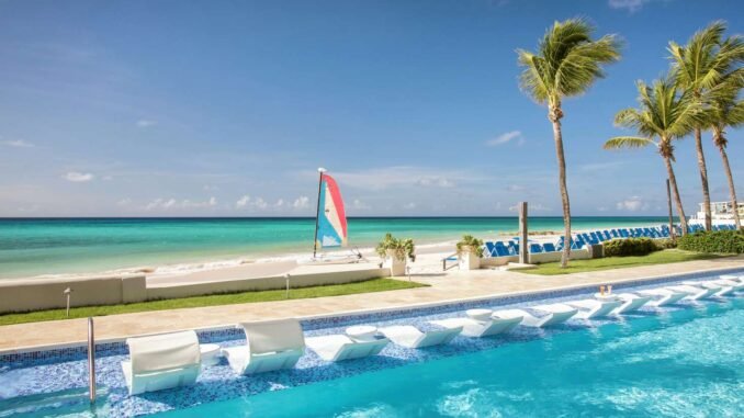1+9d77e3-sea-breeze-beach-house