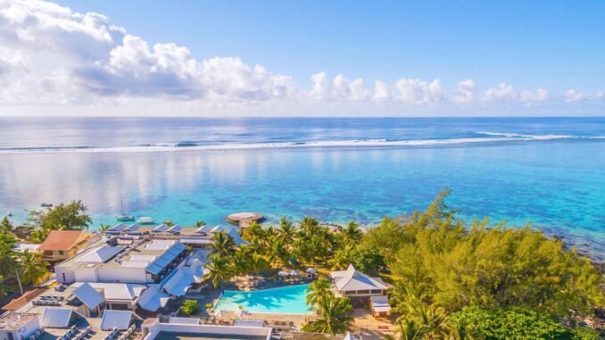 le-peninsula-bay-beach-resort-spa