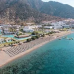 Tourists and Residents Flee Santorini as Earthquakes Shake the Island