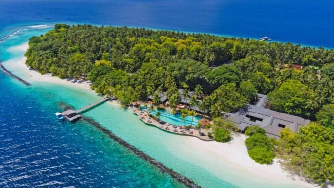 Royal Island Resort & Spa