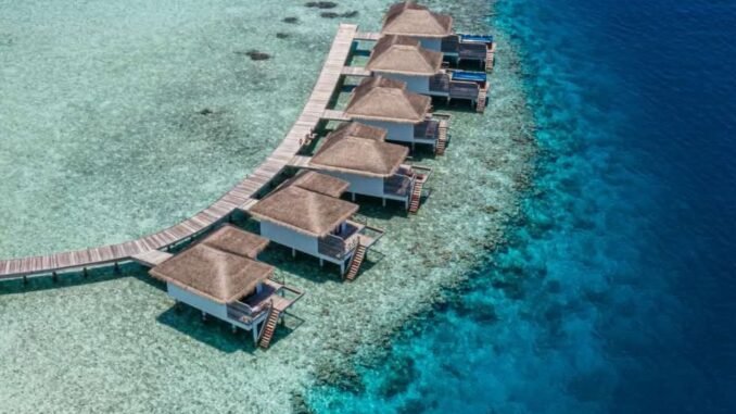 Cocogiri Island Resort